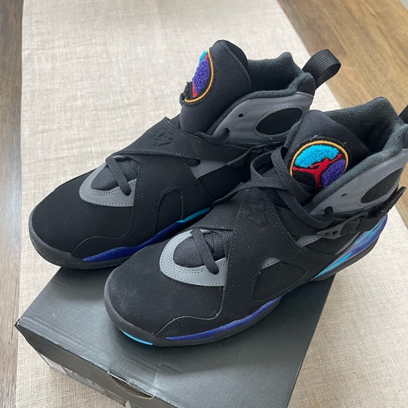 Air Jordan 8 Retro BG - Picture 2 of 5